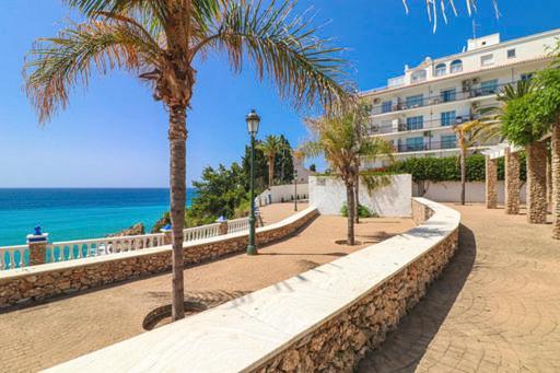 Capistrano Village B, 1 Bedroom + Free Wi-Fi Nerja Ngoại thất bức ảnh