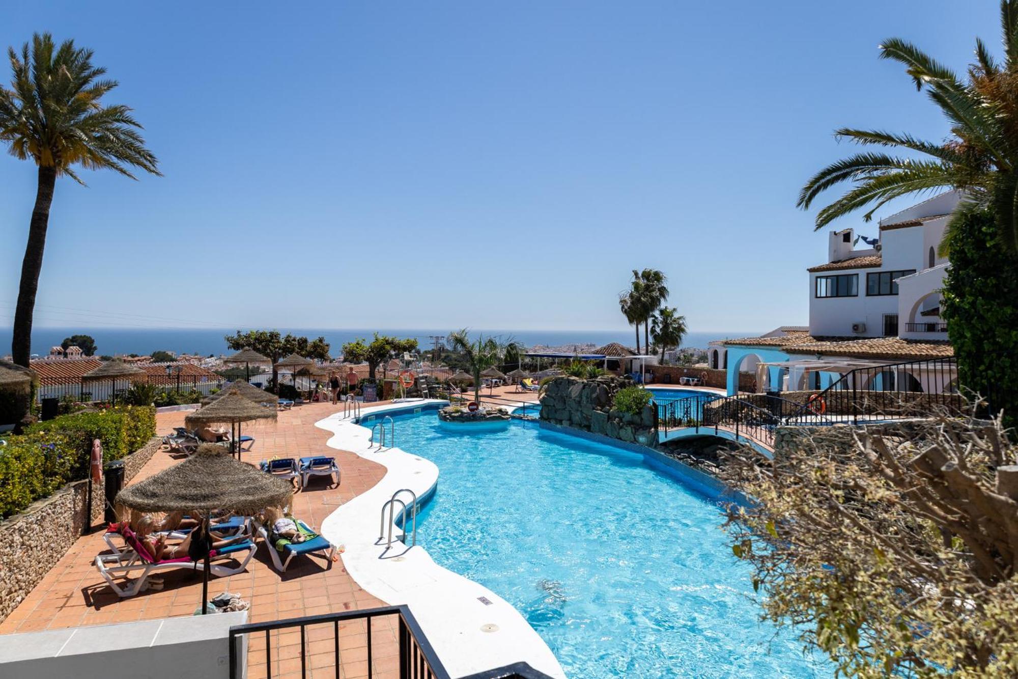 Capistrano Village B, 1 Bedroom + Free Wi-Fi Nerja Ngoại thất bức ảnh